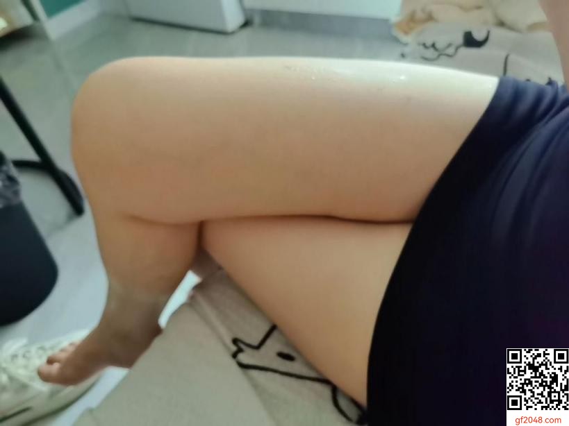 人妻的美乳騷穴操得很爽喔 [15P]