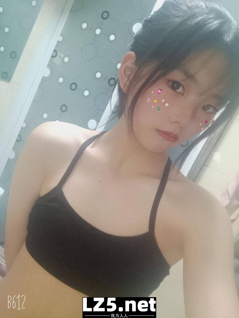 穿着有多纯，脱掉就有多骚3［30P］