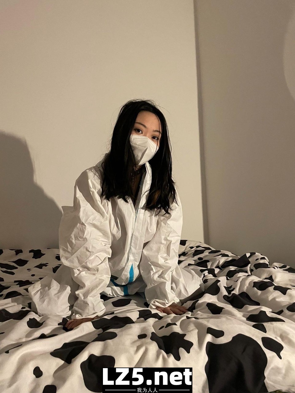 悶騷的高中女老師  (31P)