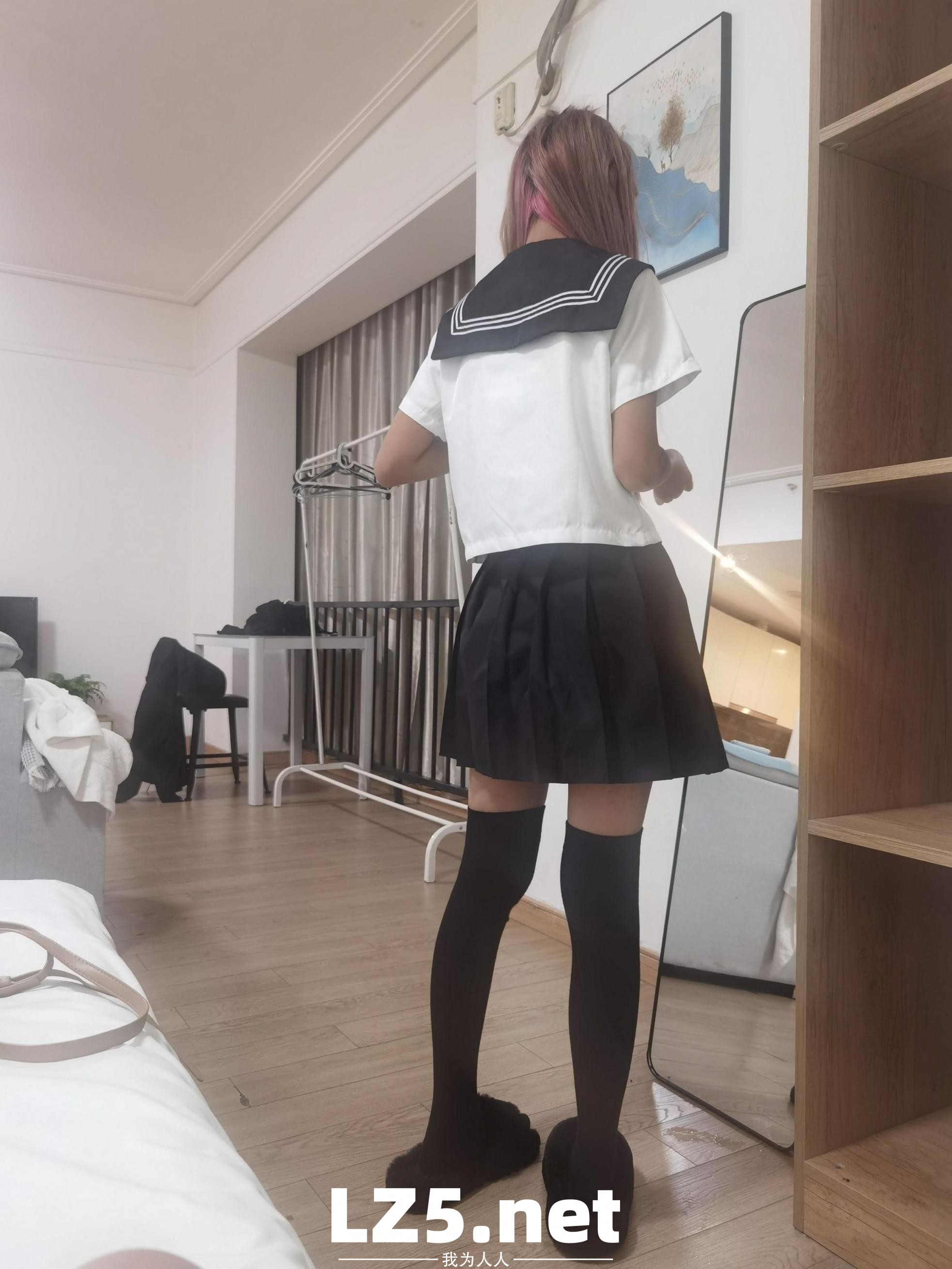 十足的骚货 [30P]