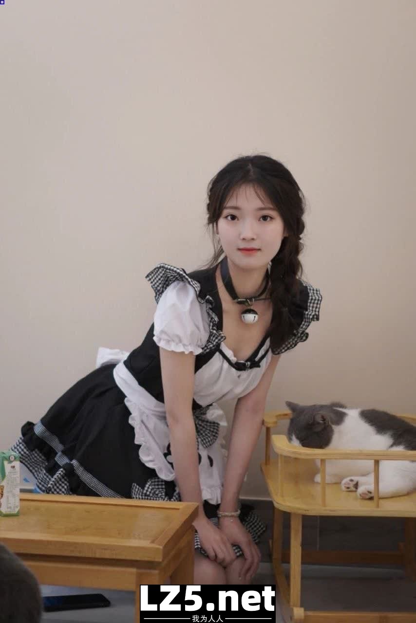 女友棚拍完直接來一發  (10P)
