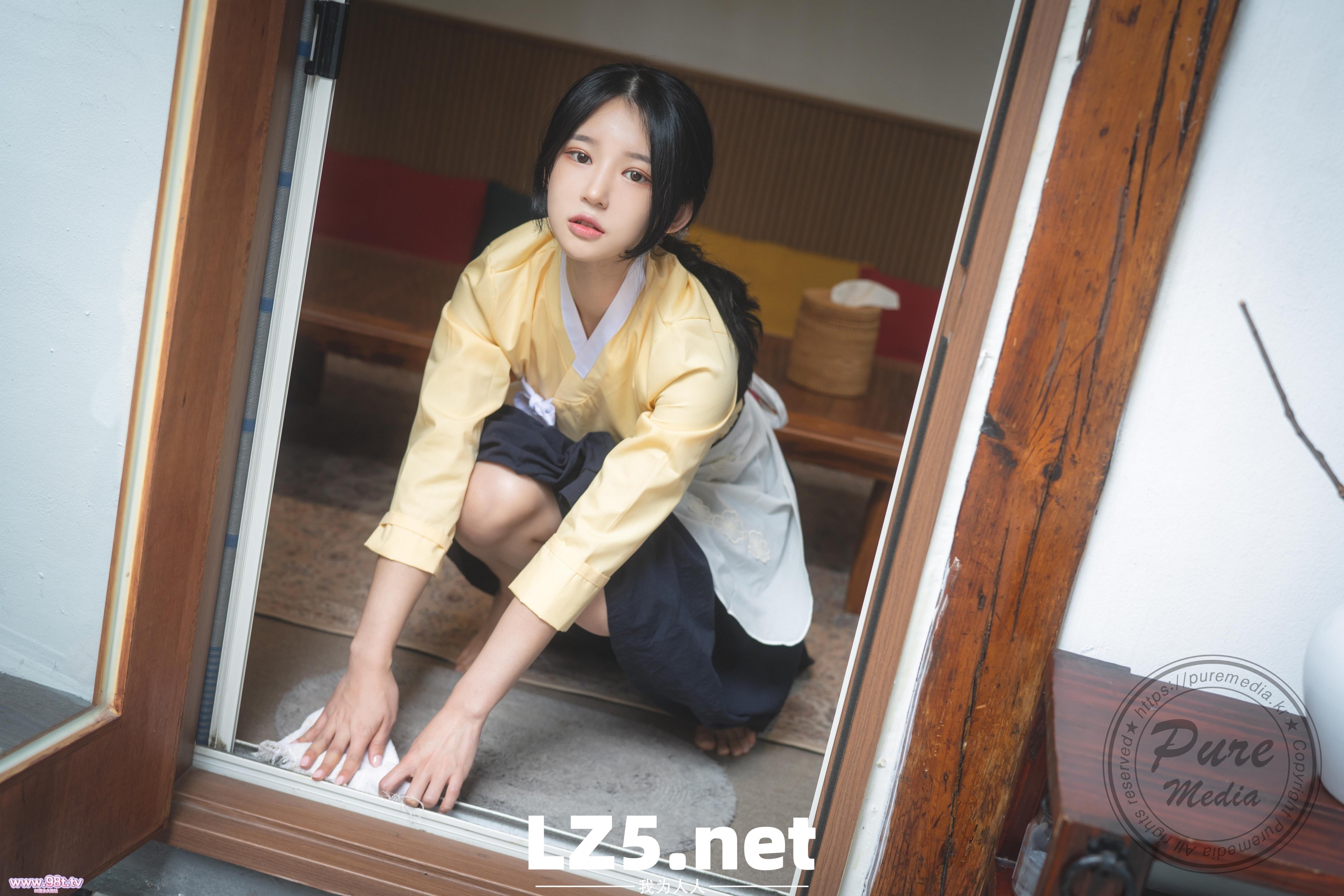 女神【Yeha】新作《主人的乖女仆》[102P]