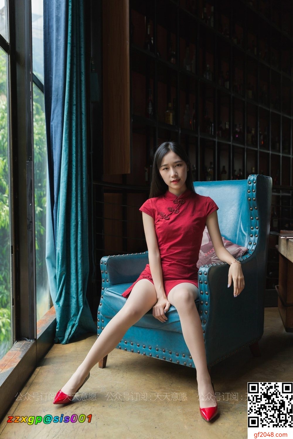 美腿秀12313[丝享家]774：美子《让人炽热的红》[91P]