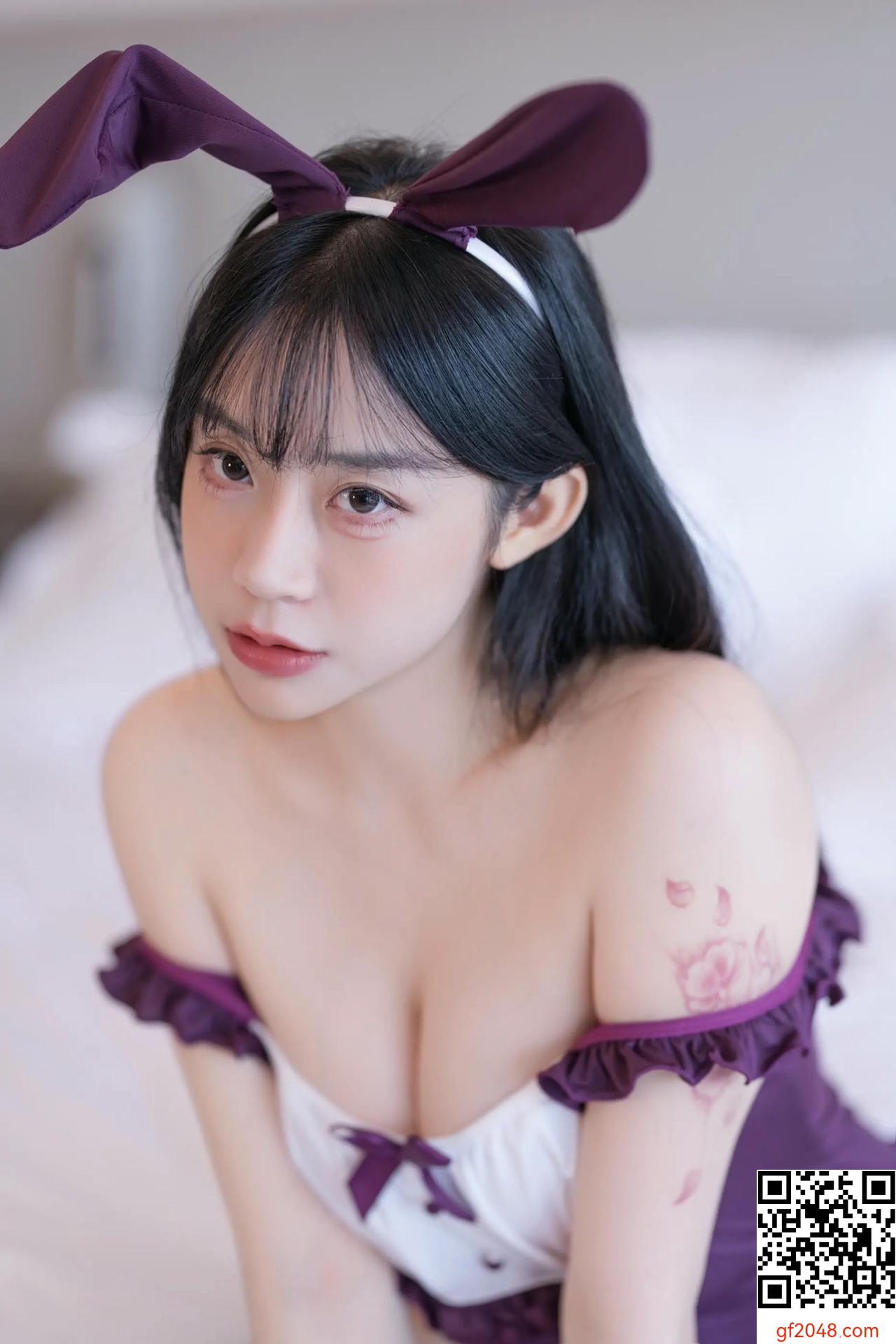 【網路收集系列】YITUYU .. 紫調兔耳邂逅溫柔 一元同學Jodie【57P】