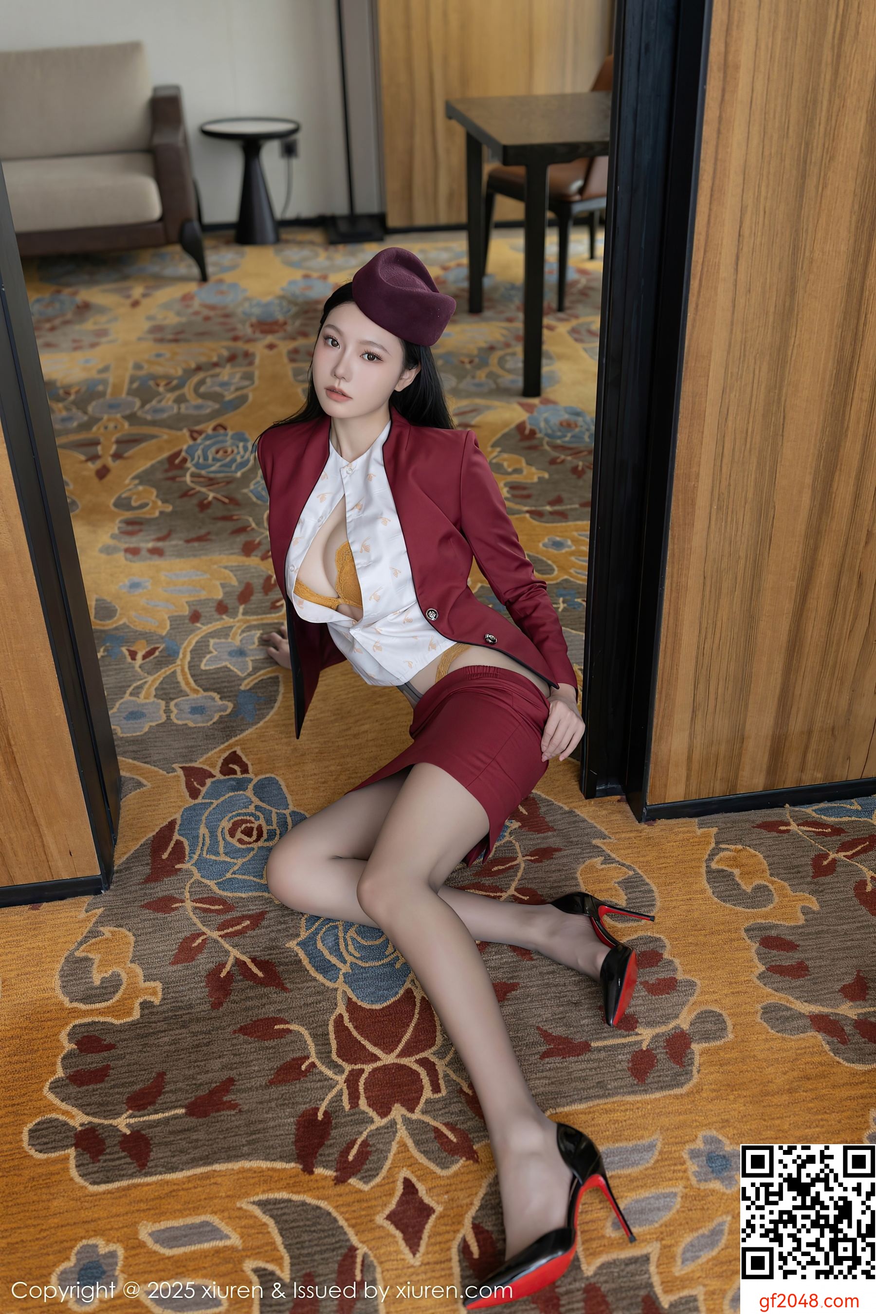 [XiuRen秀人网] No.10333 安然anran 空姐制服
