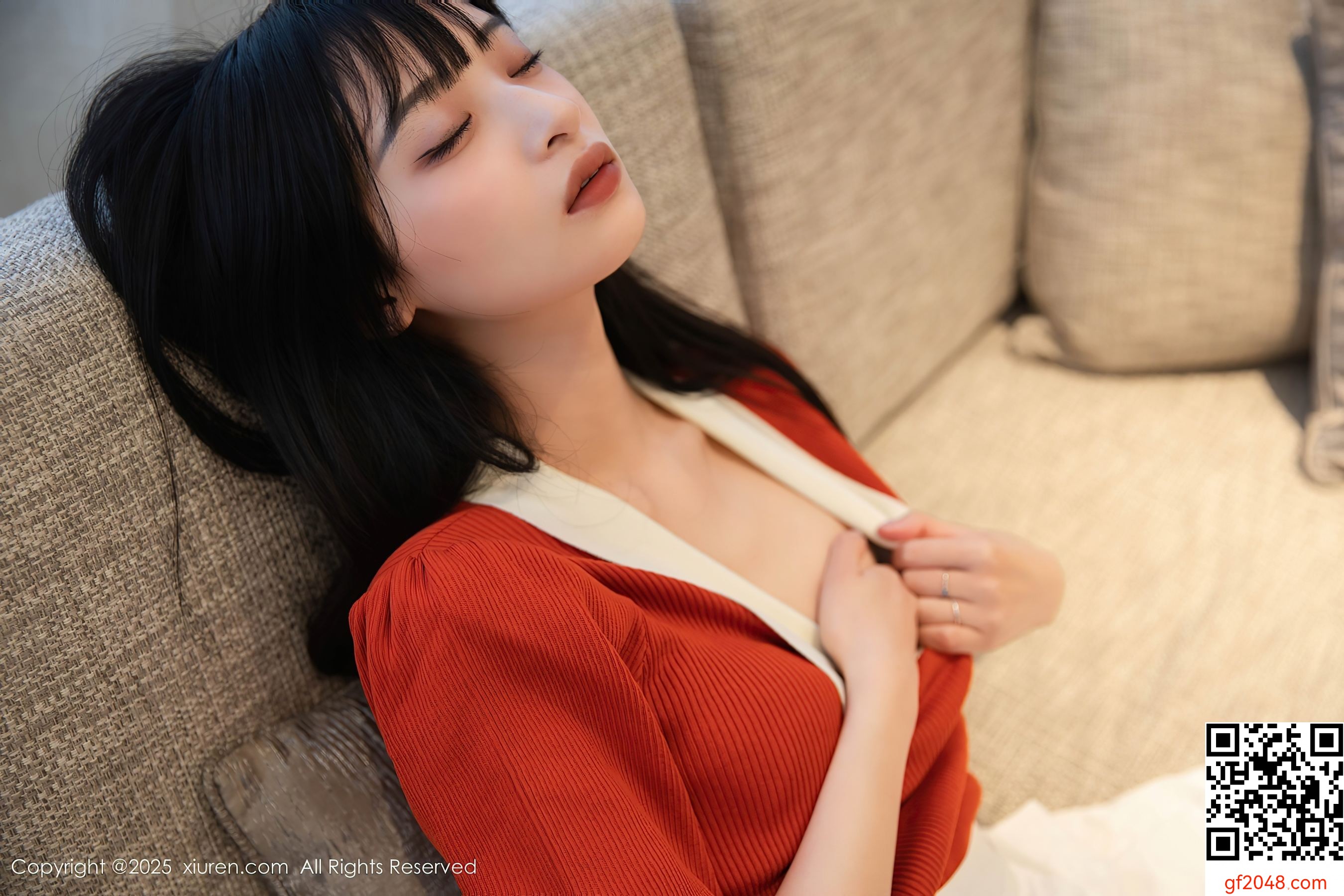 [XiuRen秀人网] No.10247 茂木希子 橙色T恤