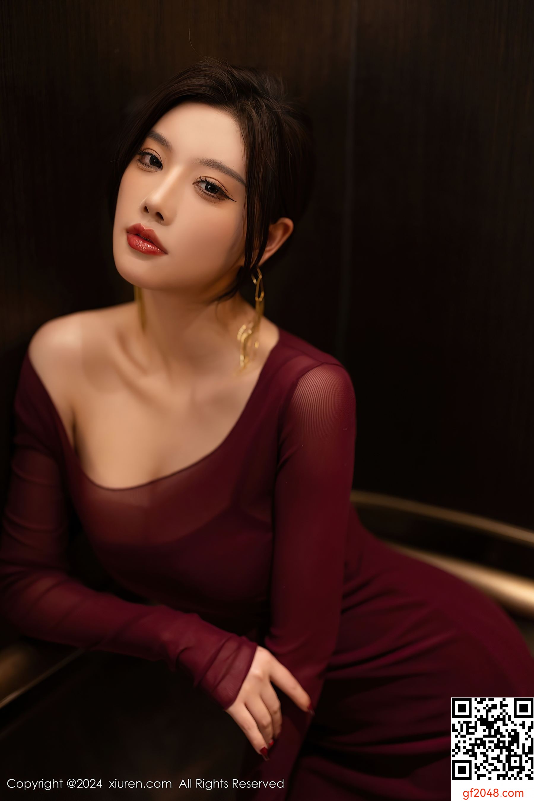 [XiuRen秀人网] No.9348 杨晨晨Yome 丝袜美腿