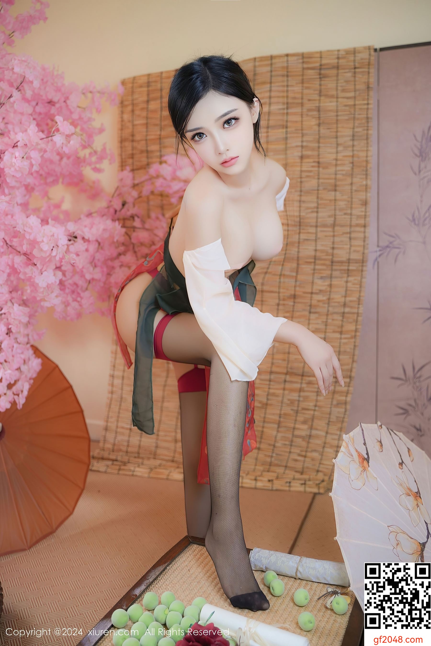 [XiuRen秀人网] No.9351 妙可可Cheese 黑丝美腿