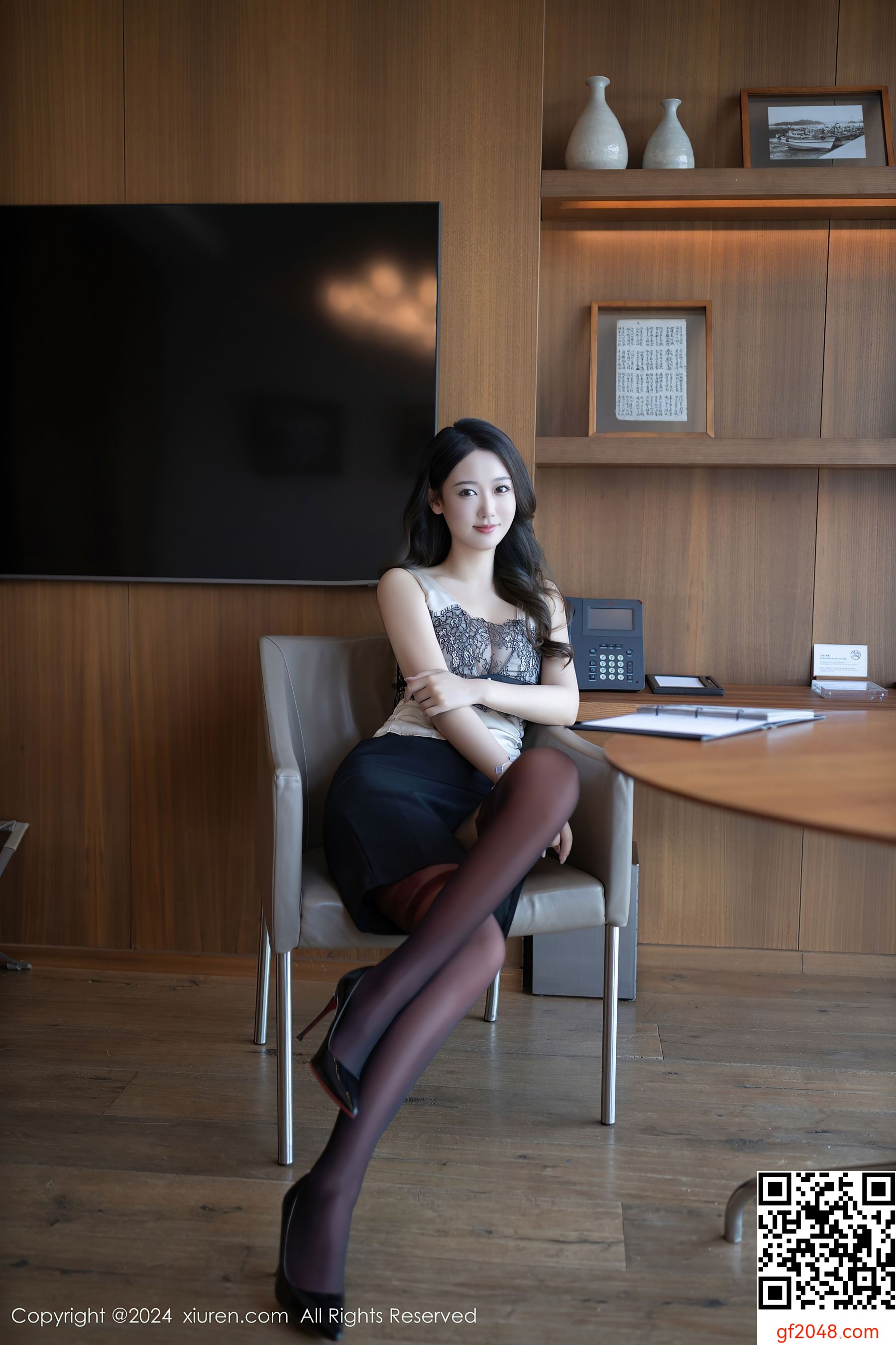 [XiuRen秀人网] No.9231 唐安琪 黑丝美腿
