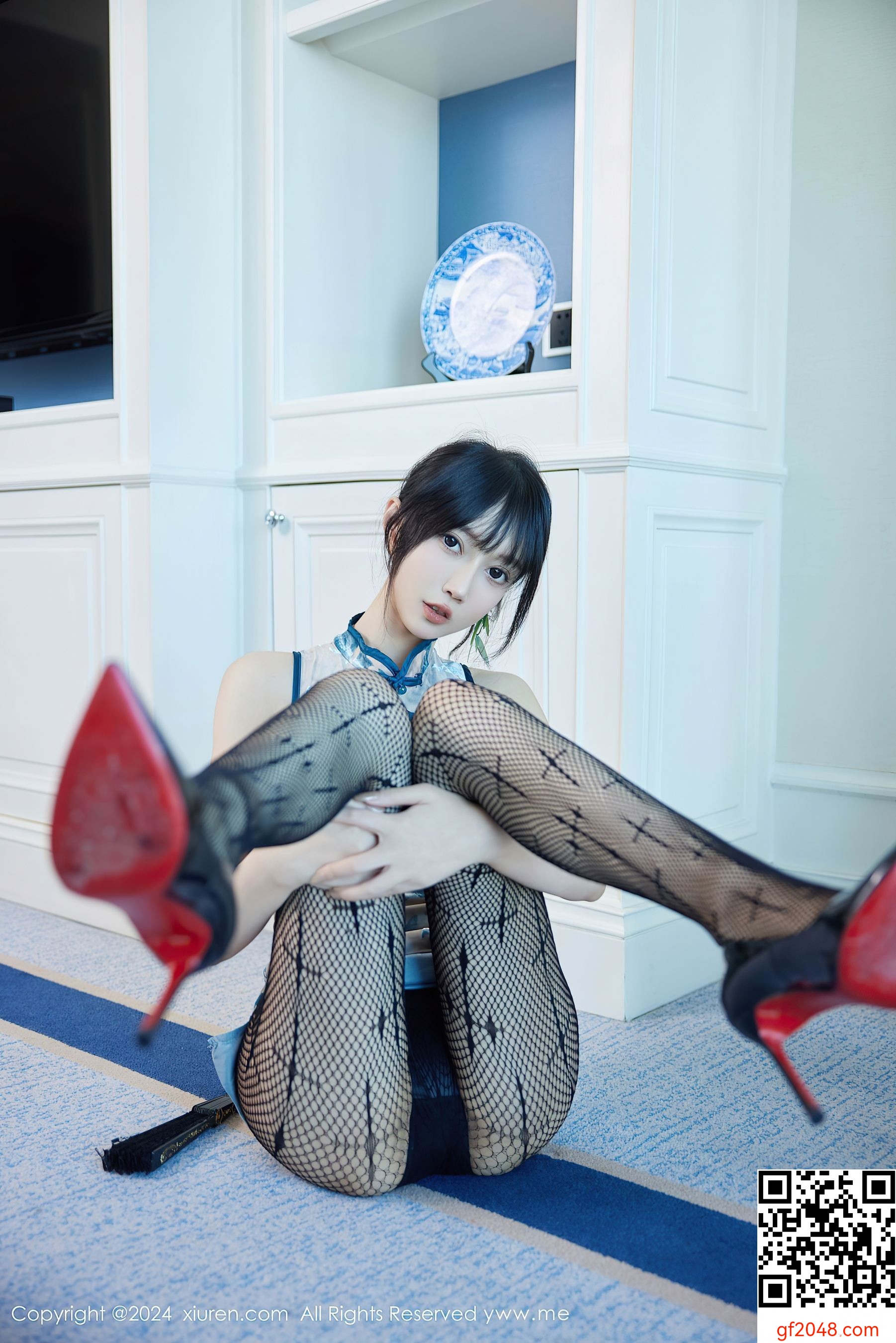 [XiuRen秀人网] No.9236 玥儿玥er 美腿丝袜