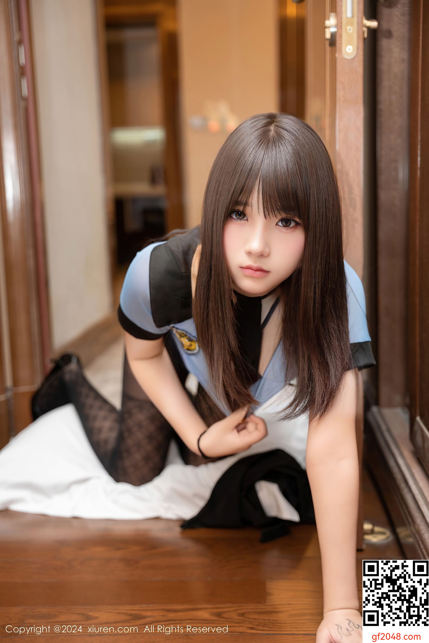 [XiuRen秀人网] No.9129 姚若兮vay 黑丝美腿