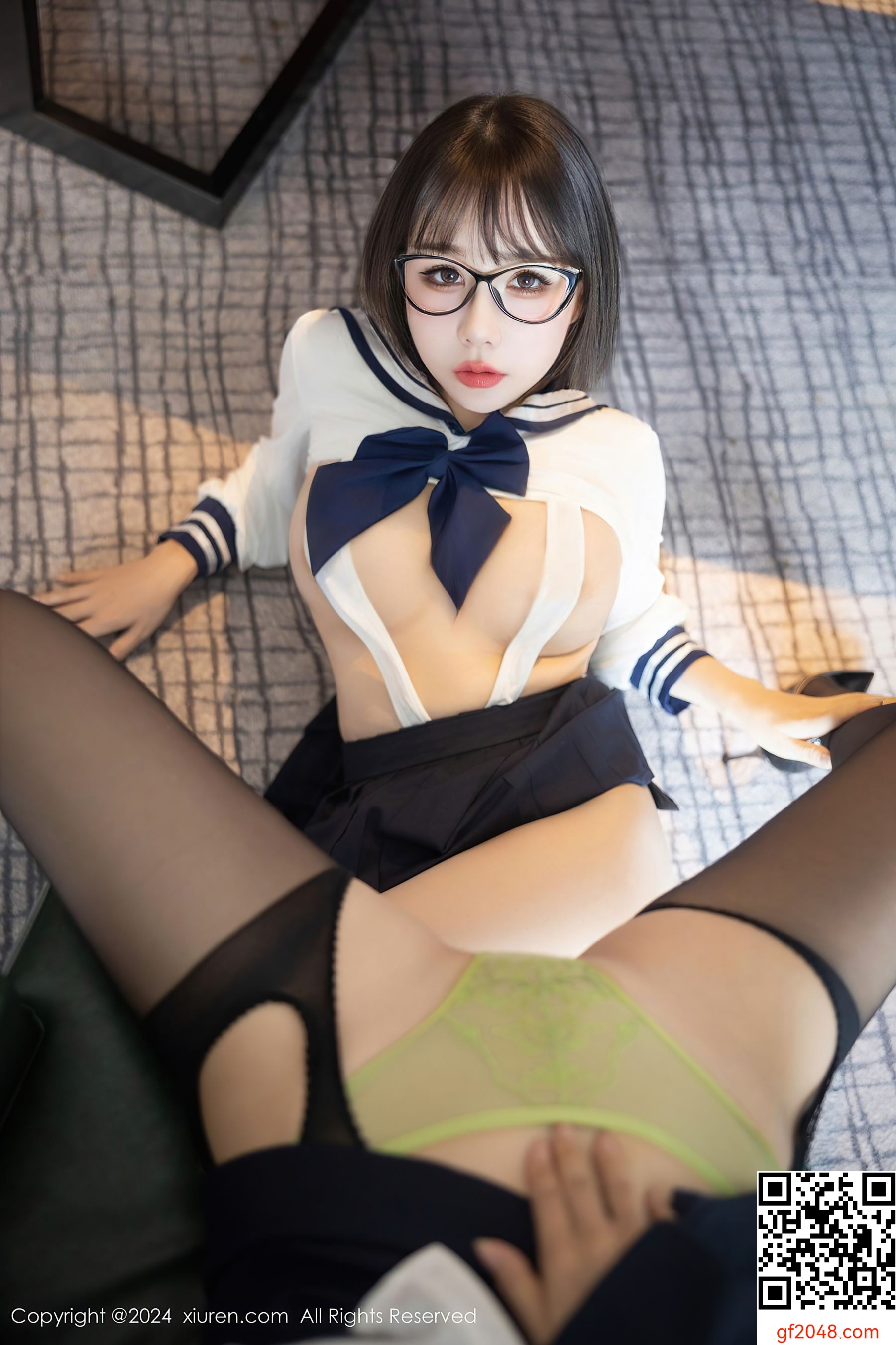 [XiuRen秀人网] No.9065 小蛮妖Yummy 黑丝美腿