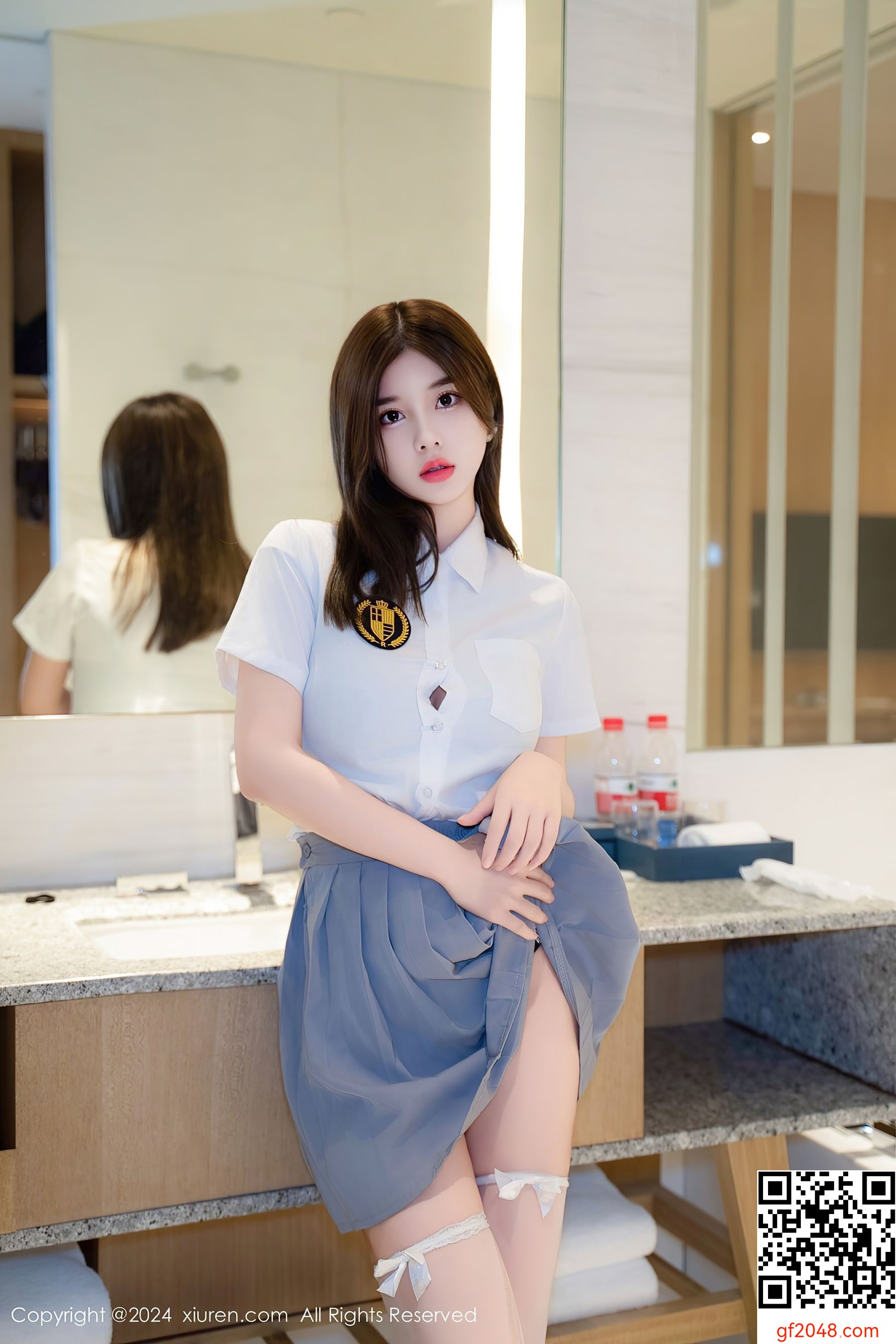[XiuRen秀人网] No.9066 周jojobaby 美腿丝袜