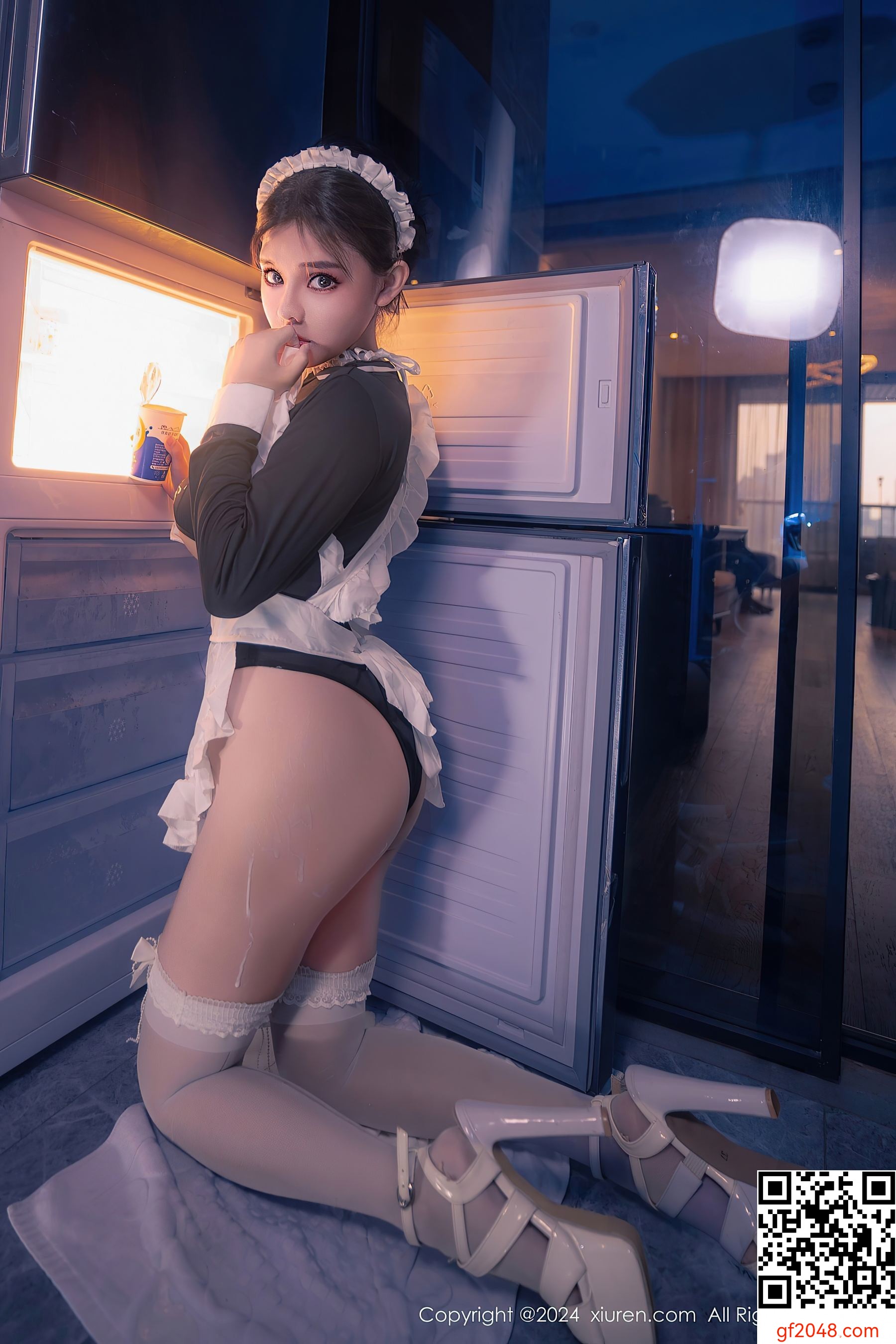 [XiuRen秀人网] No.8966 小童颜 丝袜美臀