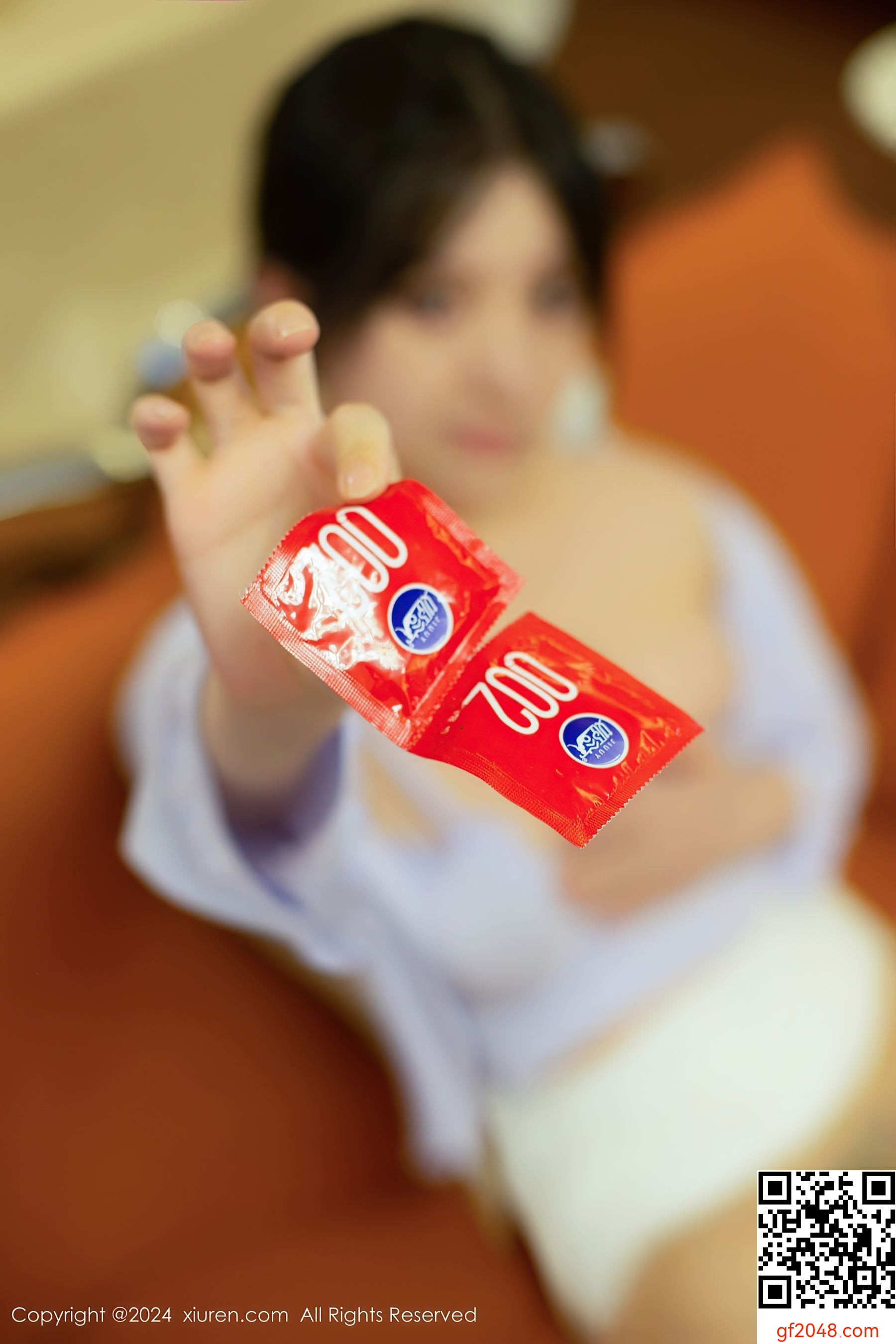 [XiuRen秀人网] No.8677 豆瓣酱 丝袜美腿