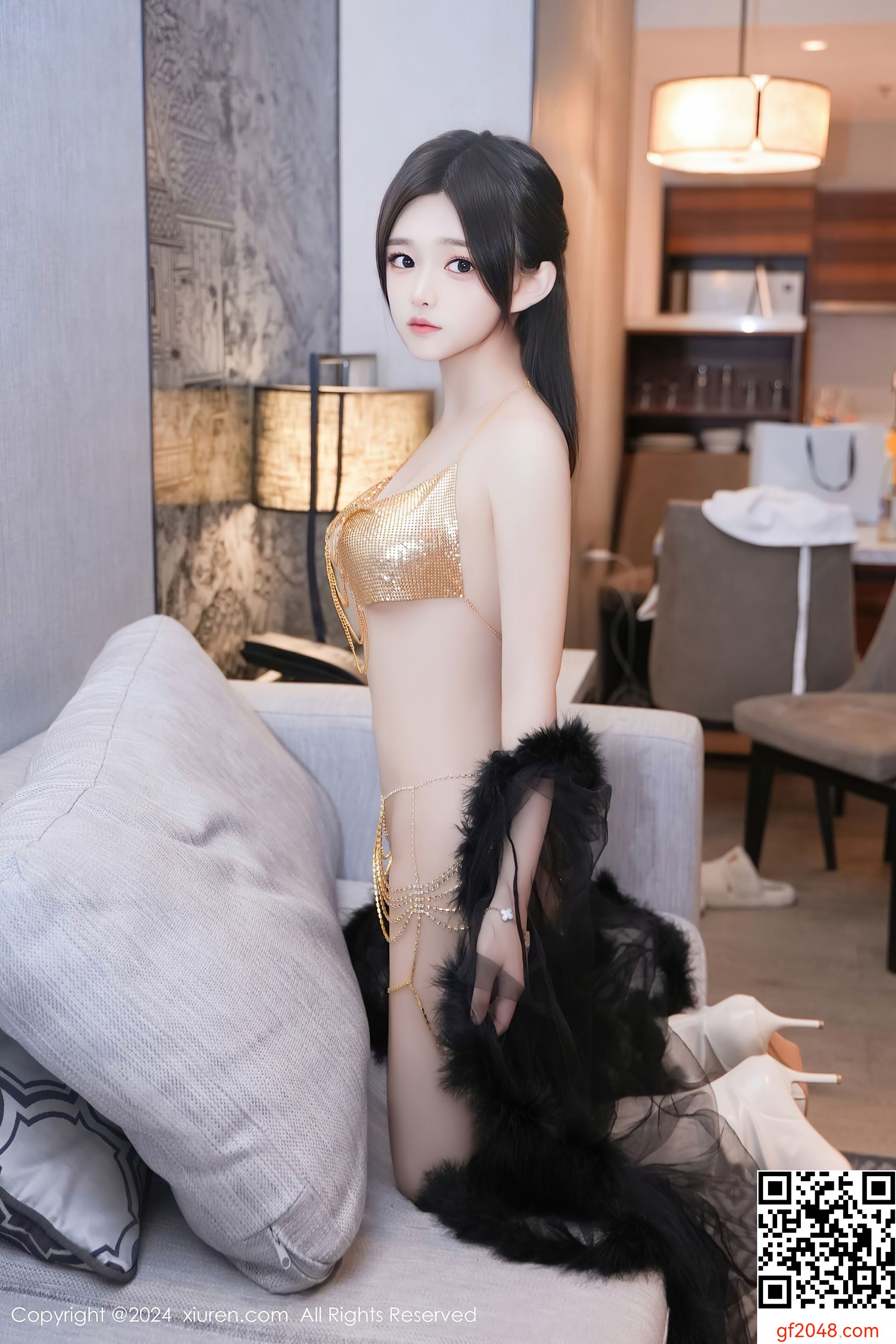 [XiuRen秀人网] No.8686 奶茶味的包子 美腿性感