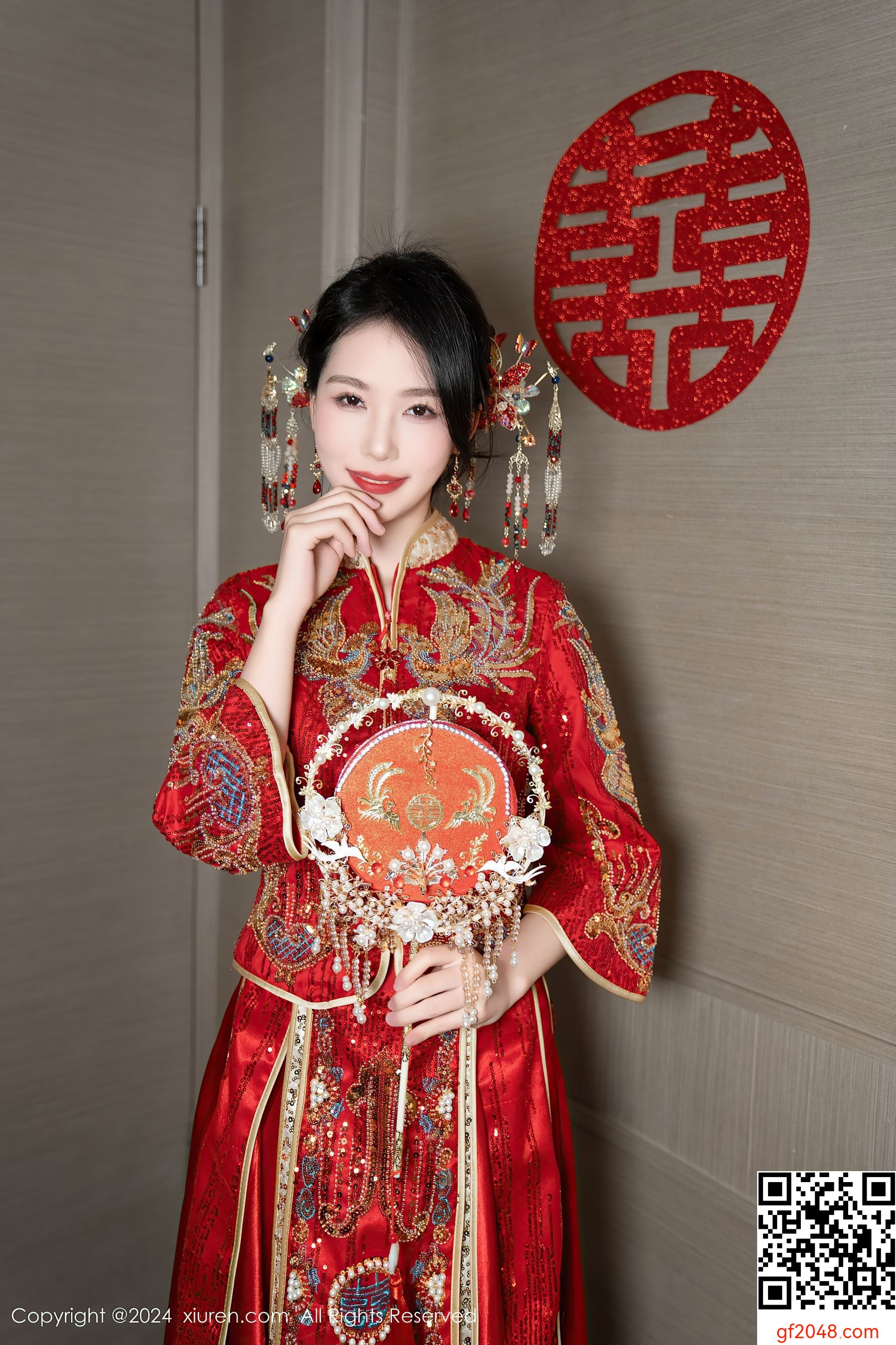 [XiuRen秀人网] No.8376 利世 美腿丝袜