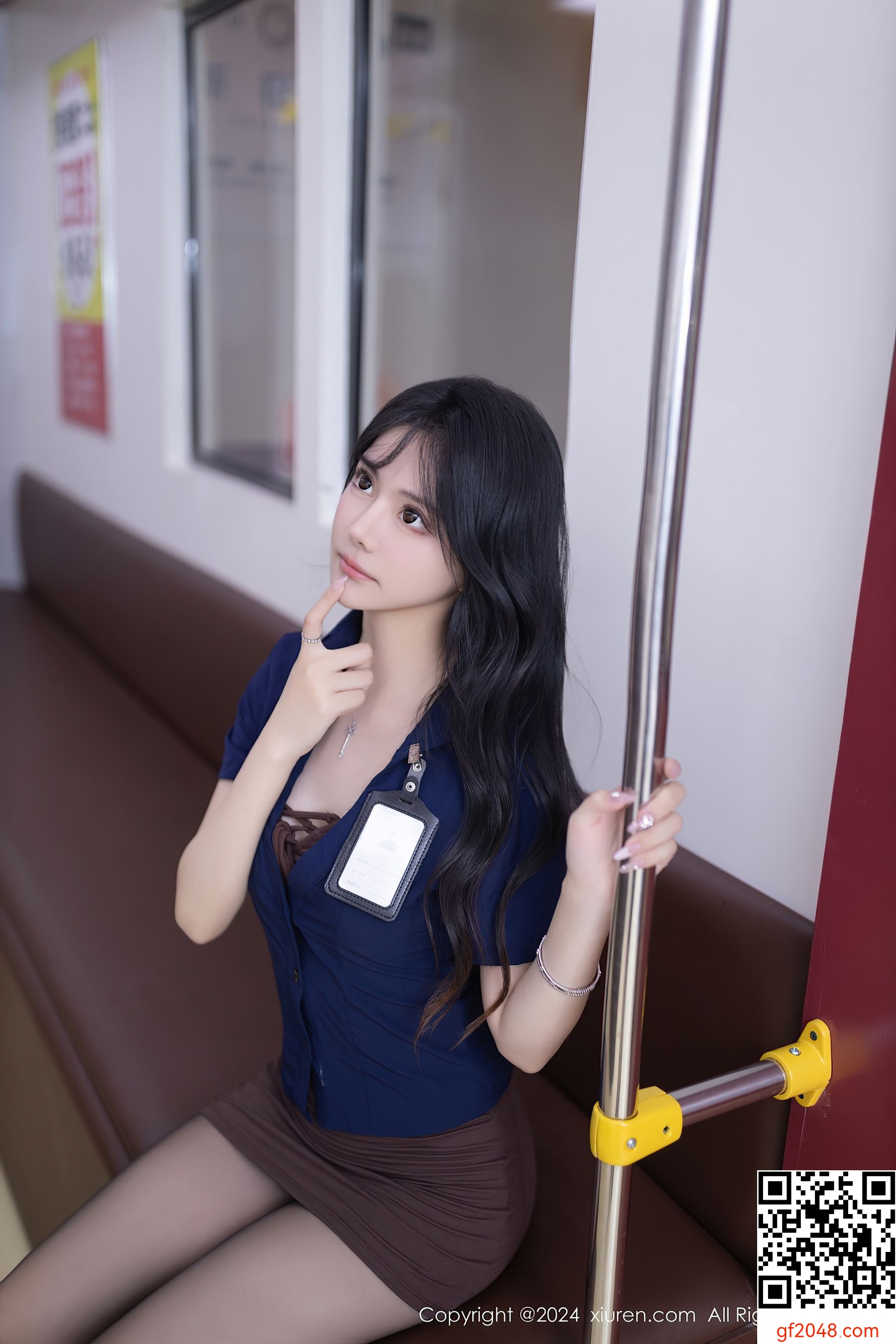 [XiuRen秀人网] No.8167 幼幼 黑丝美腿
