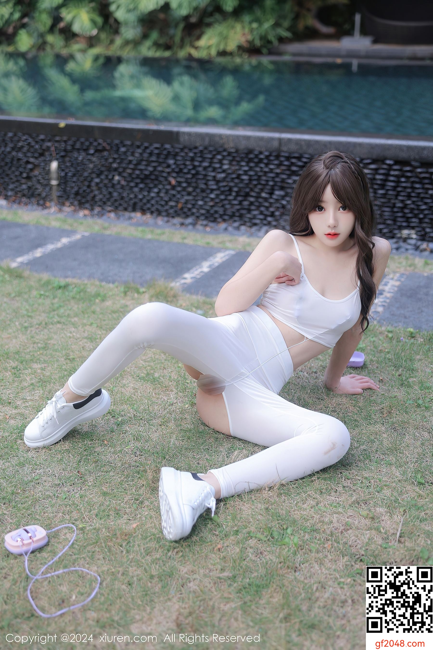 [XiuRen秀人网] No.8132 桃妖夭 新人美腿