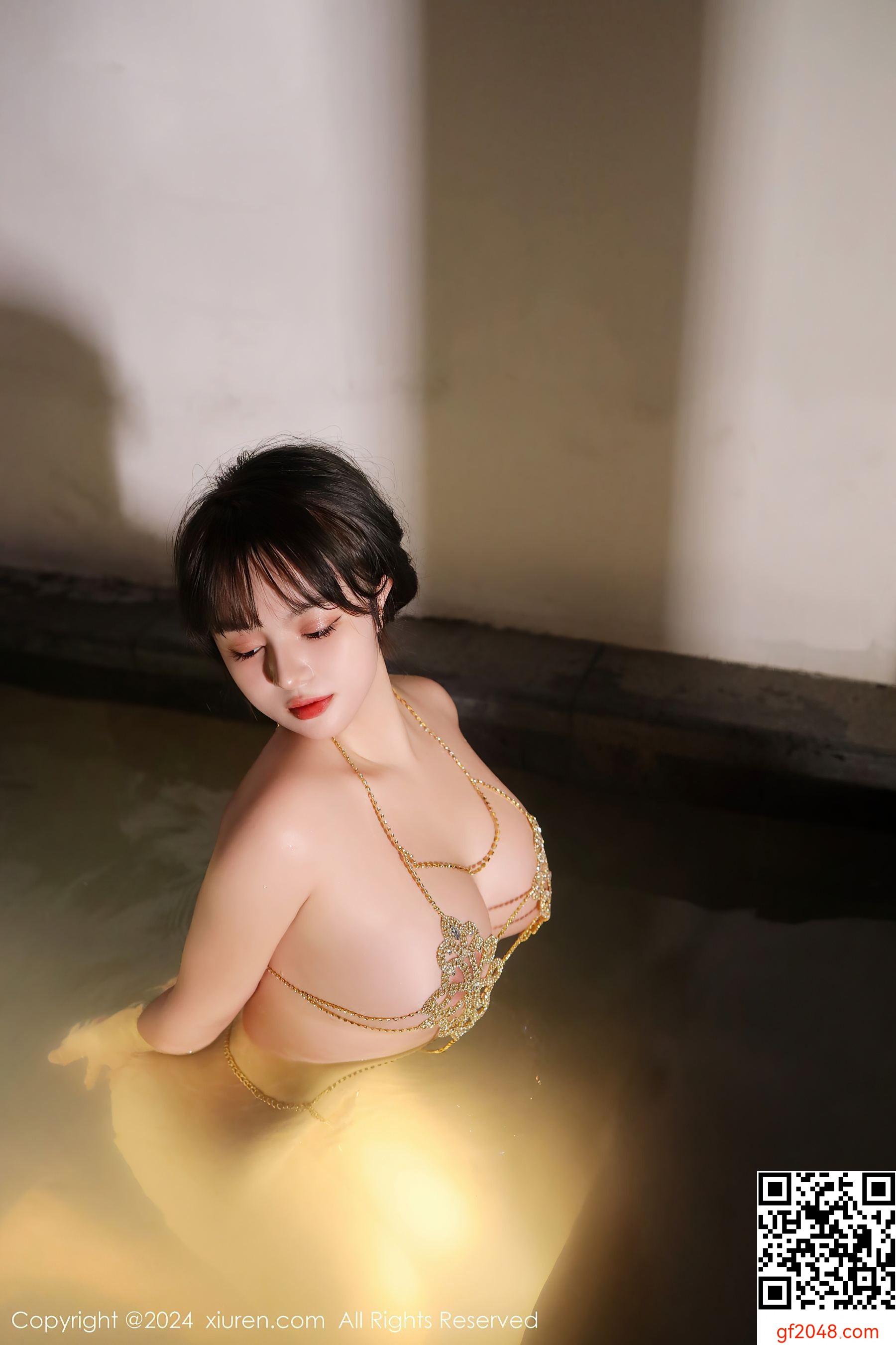 [XiuRen秀人网] No.8075 沈思怡 丰腴美臀