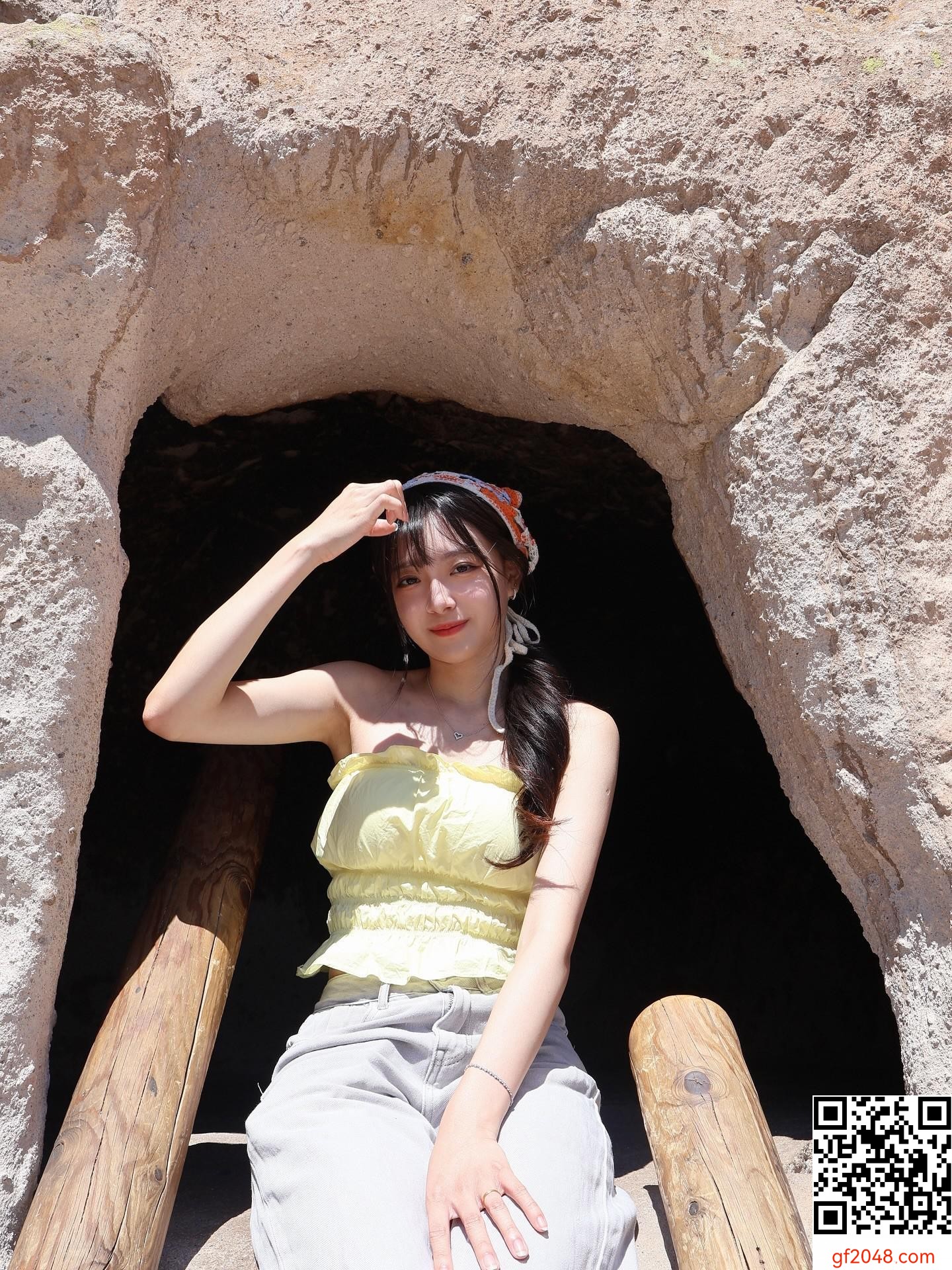 逆天級！原原 甜美可愛、白皙深溝、纖細小蠻腰 黃金比例太絕