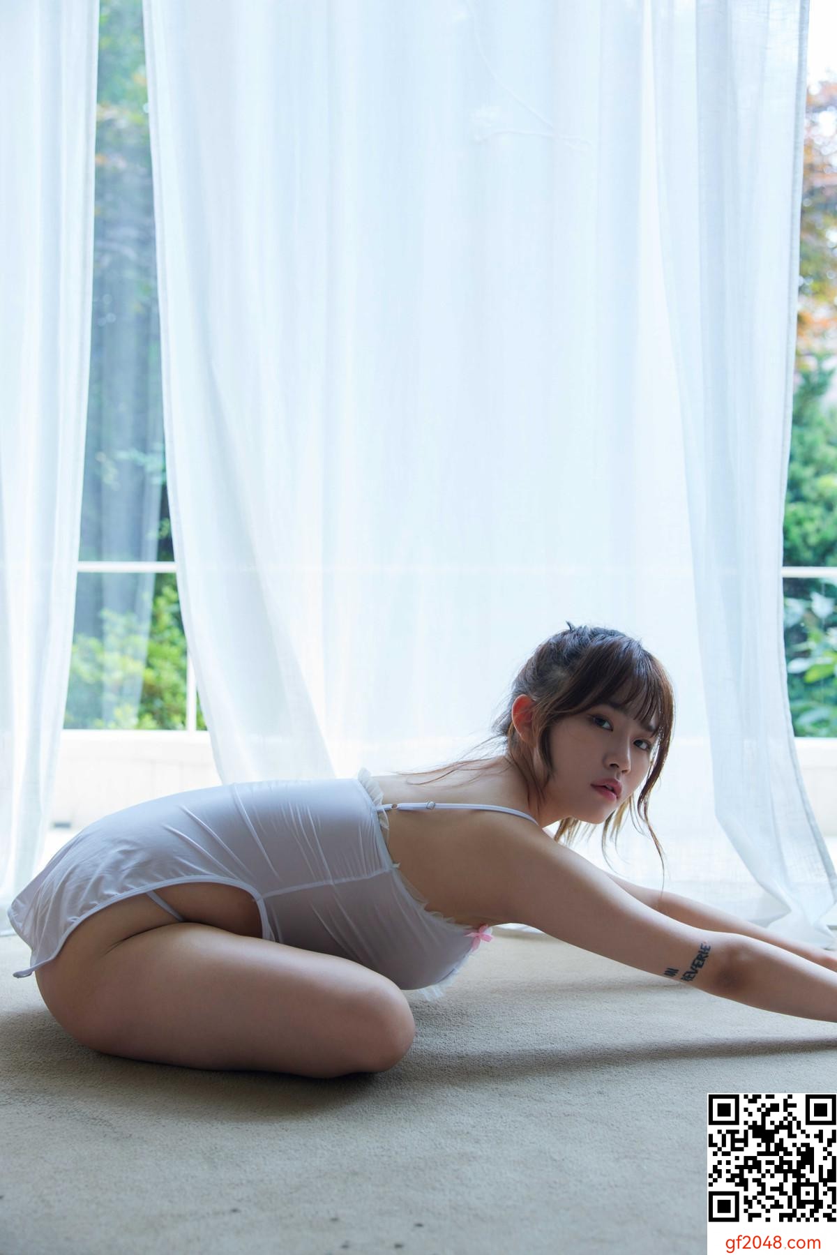 [Bani] 沈甸甸美胸解放 線條太誘人 (40P)
