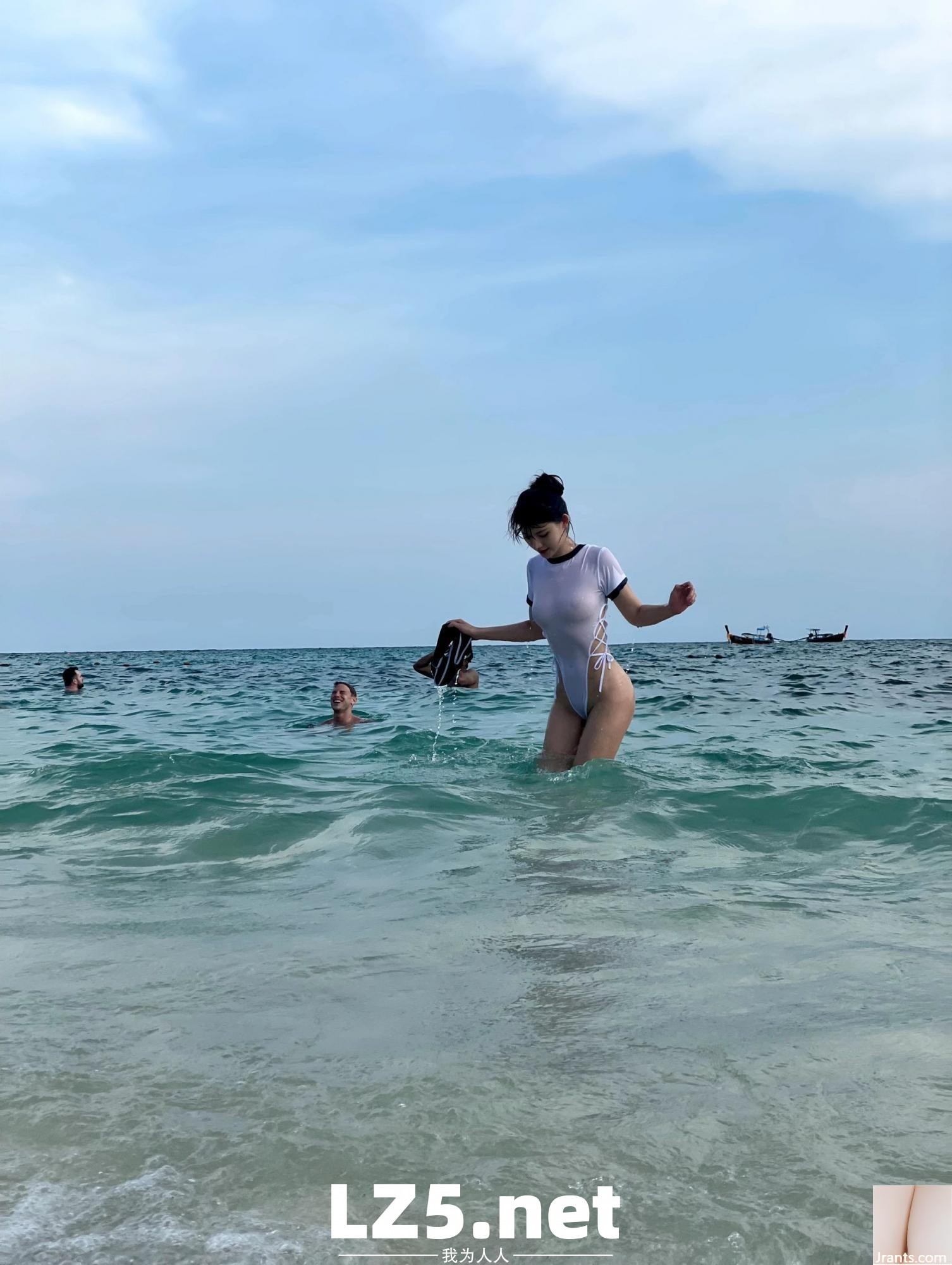 美女模特Azhua19970(阿朱啊) – 海島透視 (56P)