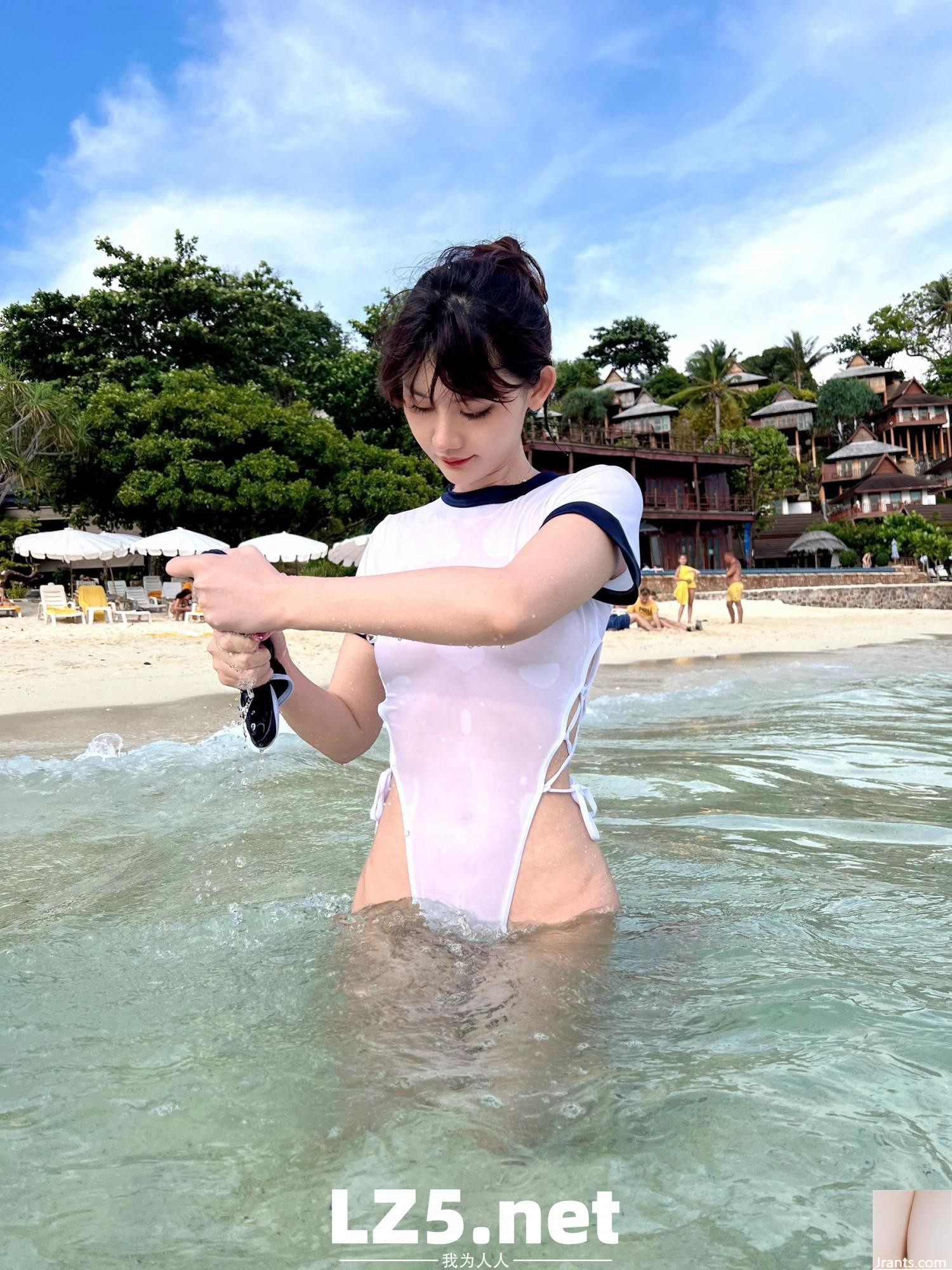 美女模特Azhua19970(阿朱啊) – 海島透視 (56P)