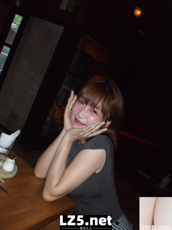「泱泱LYNN」精緻臉蛋搭配完美身材 吸粉無數 (10P)