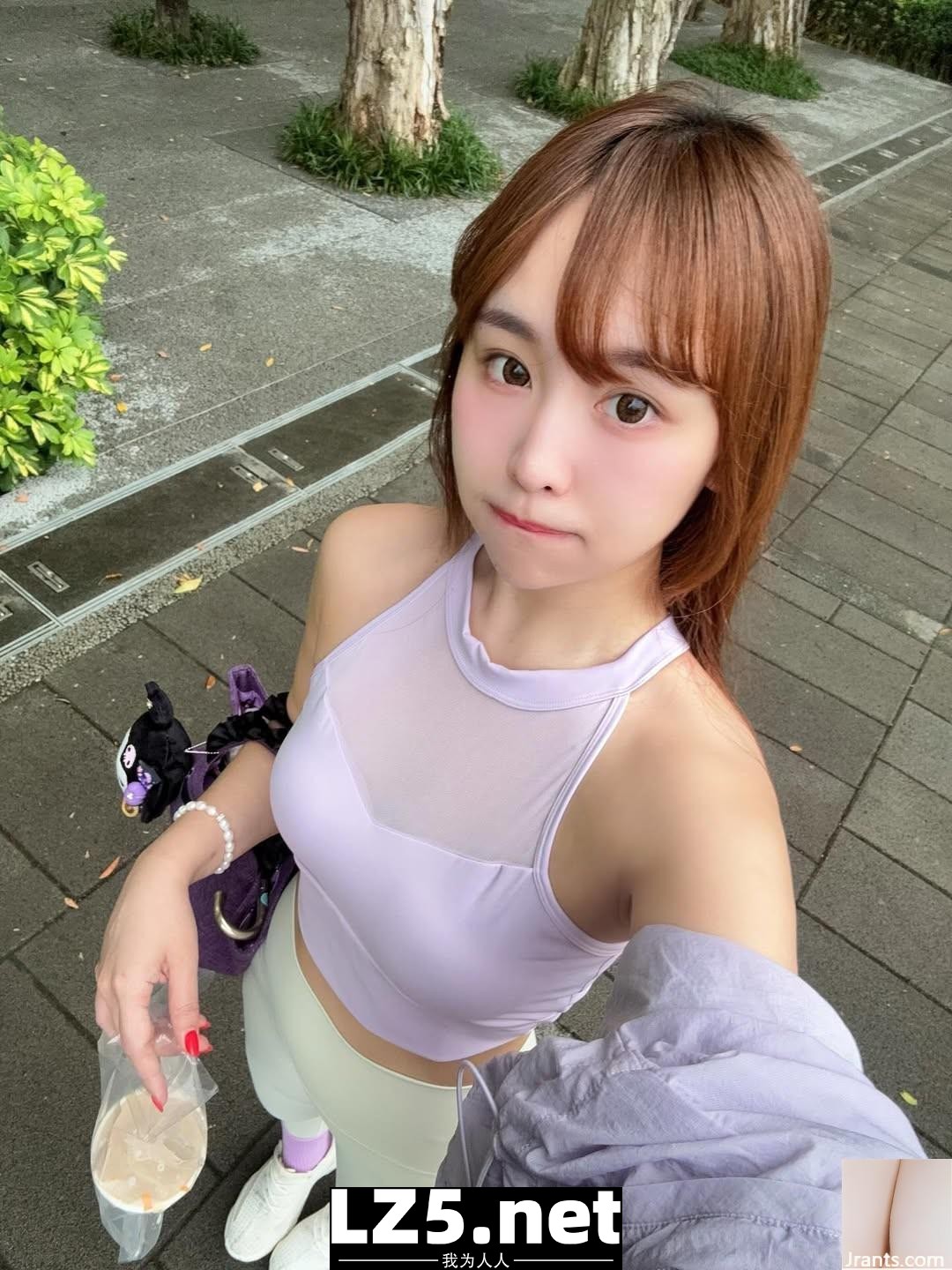 「IreneHuang媁哥」渾圓大眼加甜美笑容 散發誘惑氣息 (10P)