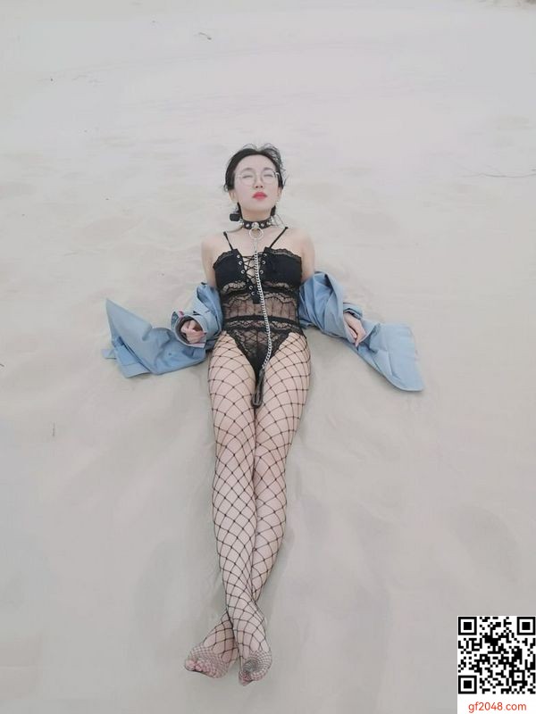 鄰居家的電腦裡面發現的