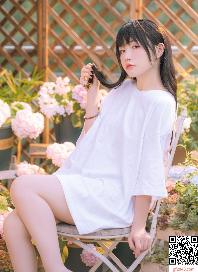 [自拍] 小吉的午後時光