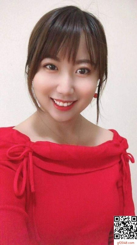 極品人妻開發豐滿肥臀婚紗流出